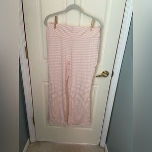 Motherhood Maternity sleep pants NWT